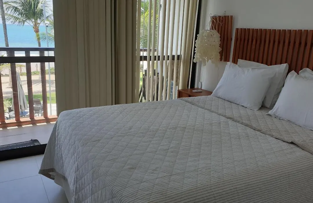 Porto Beach Flat-1